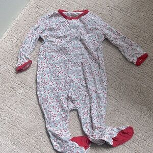 Magnetic Me onesie 6-9 months